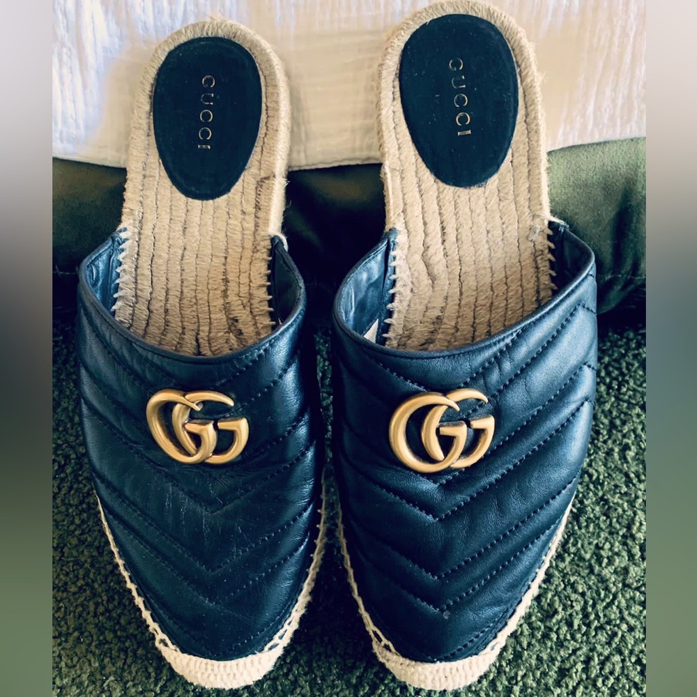 Gucci espadrille slides